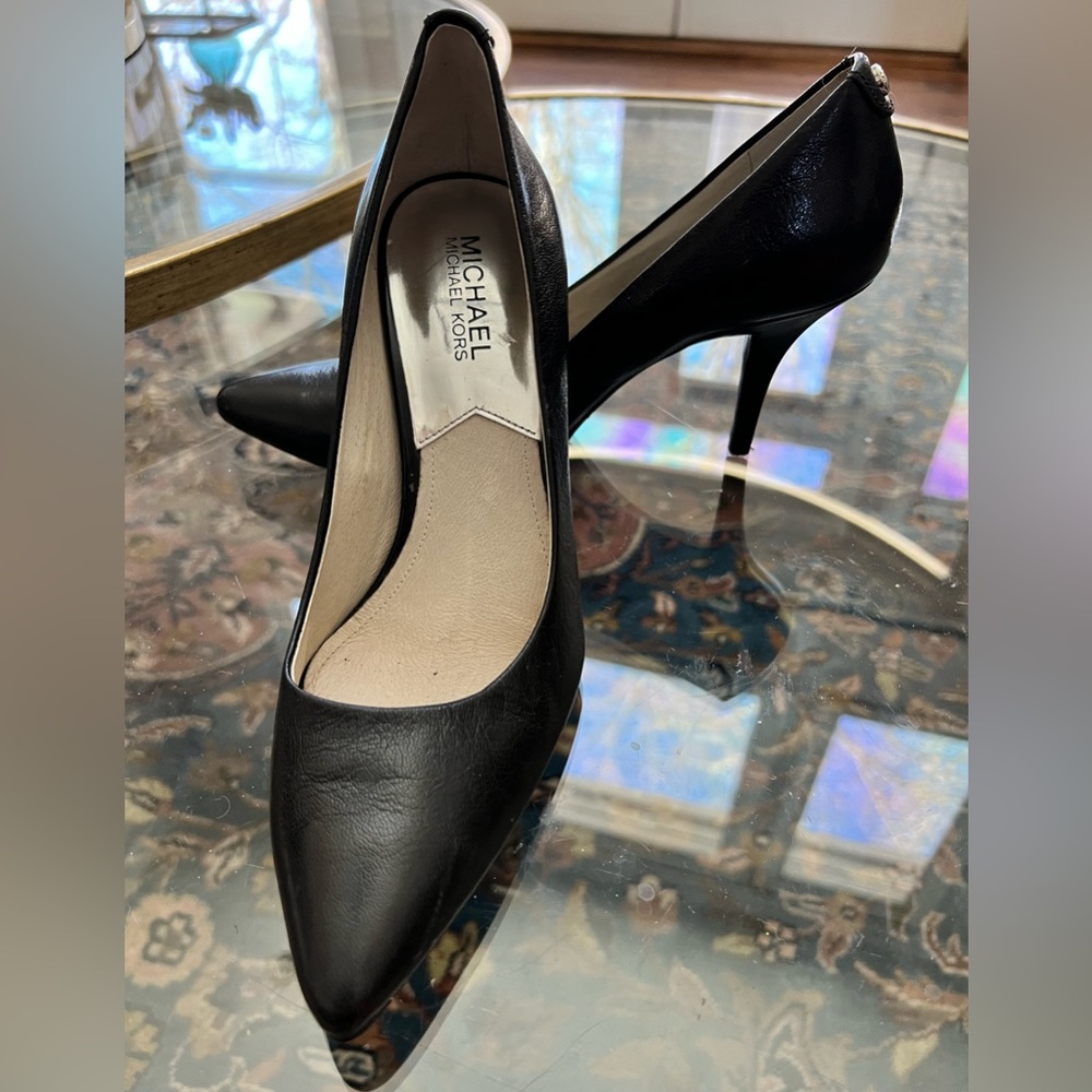 Michael Kors High Heel Pump, Black Leather, Size 7